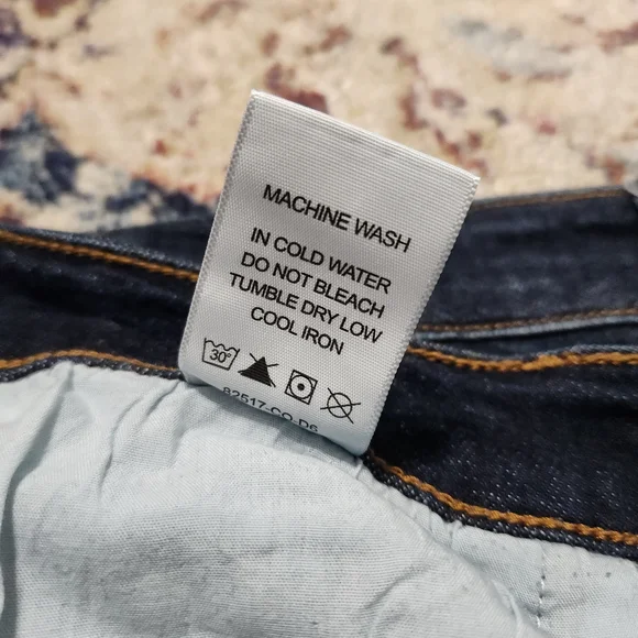 Sold - Judy Blue Dark Wash Raw Hem High Rise Wide Leg Jeans Size 13 / 31 - Picture 7 of 13